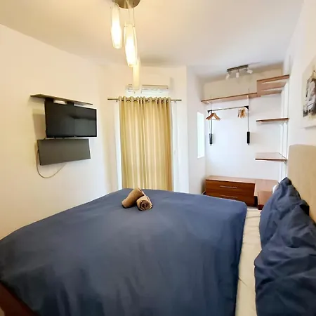 V86 - Balluta Old College Sliema