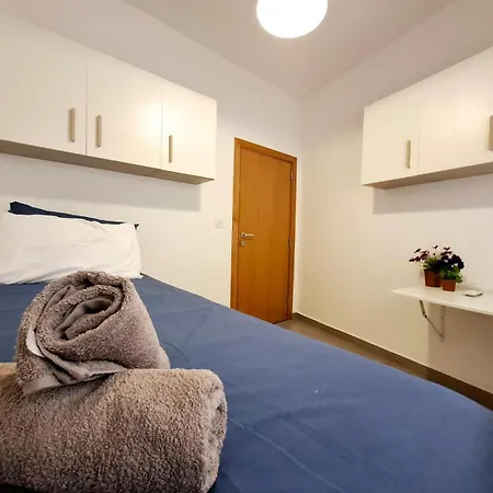 V86 - Balluta Old College Appartamento Sliema